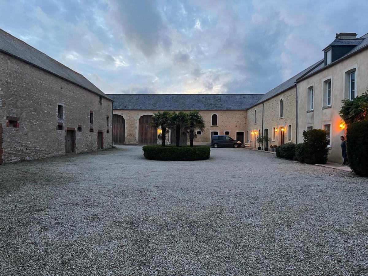 Le Clos Du Bas Courtil Guesthouse B&B Omaha Beach Osmanville Exterior foto